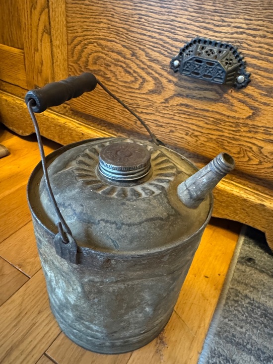 Other - Vintage Metal Galvanized Empty Can to display, repurpose